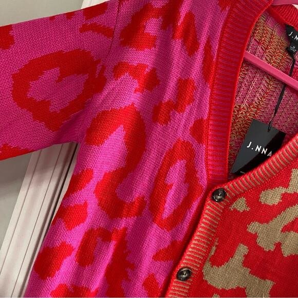 J.NNA • Red + Pink Two-Tone Color Block Button Front Leopard Cardigan - Picture 6 of 8